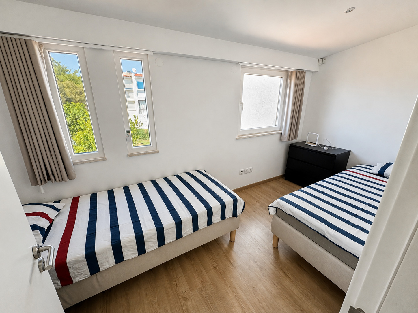 Quarto com duas camas individuais